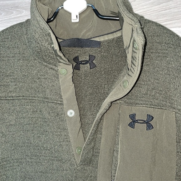EUC Men’s Under Armour 1/4 Snap Fleece Pullover, S - Picture 4 of 5